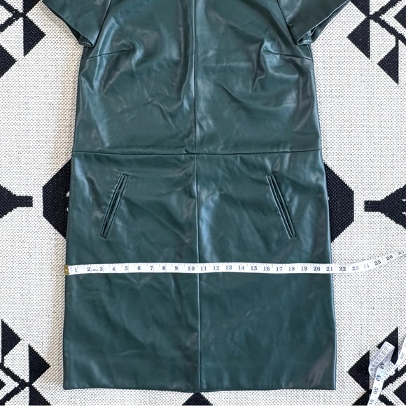 Ann Taylor Faux Leather Pocket Shift Dress in Dark Olive Noir Size 6 - Picture 7 of 16